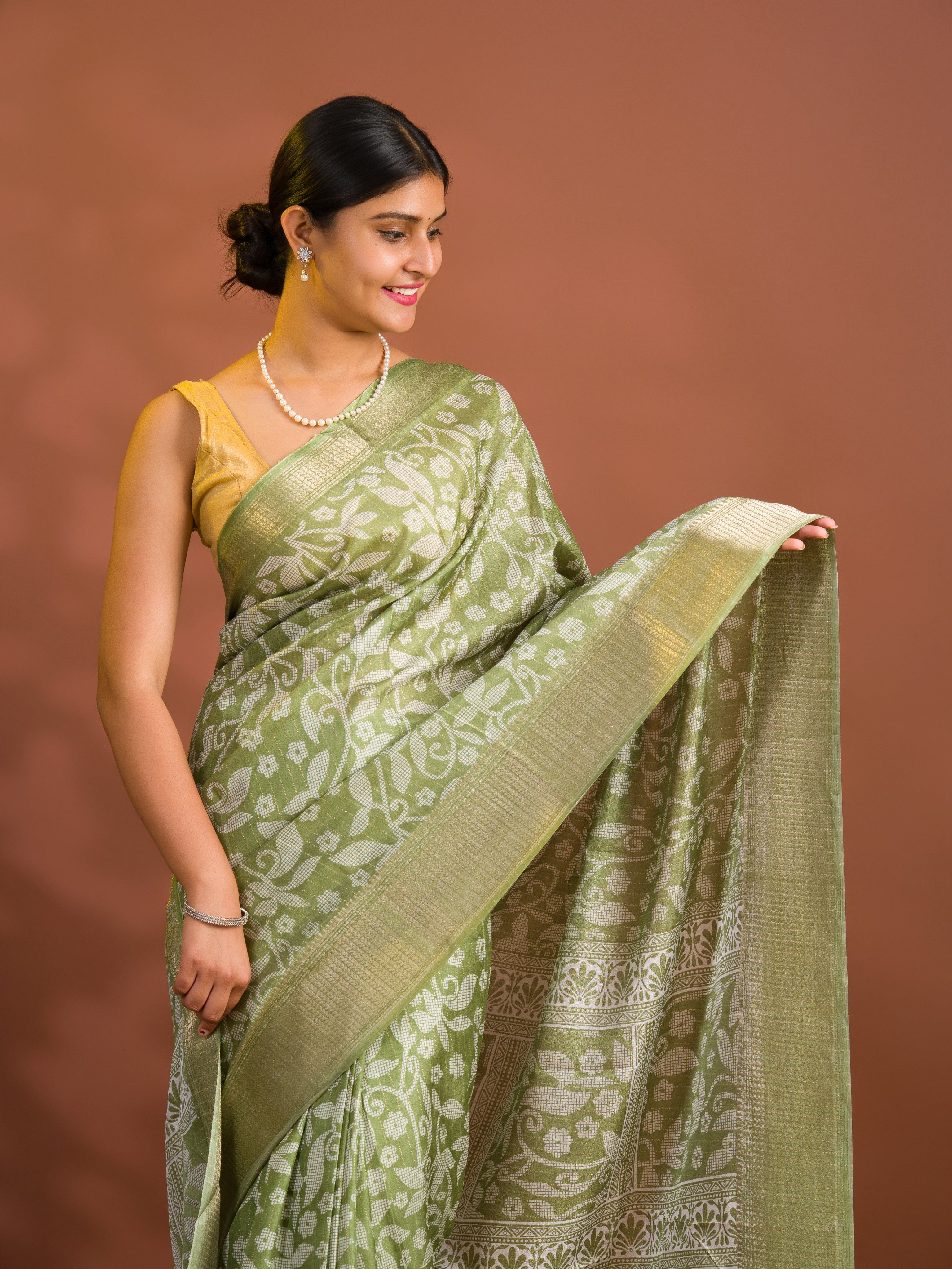 By Printed Style With Zari border