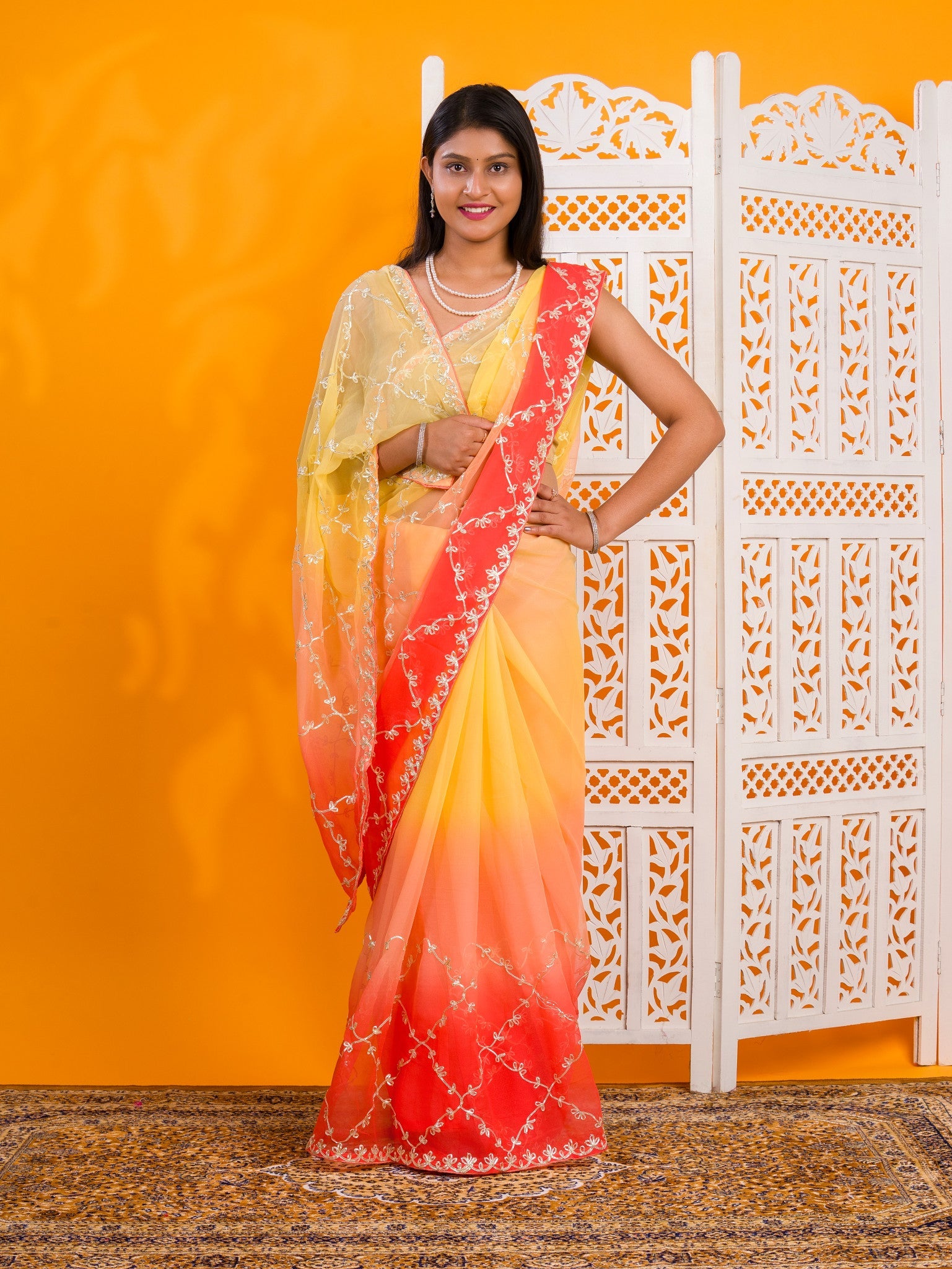 By New Beaytiful  Chiffon Bollywood Style With Gotapatti Work Saree