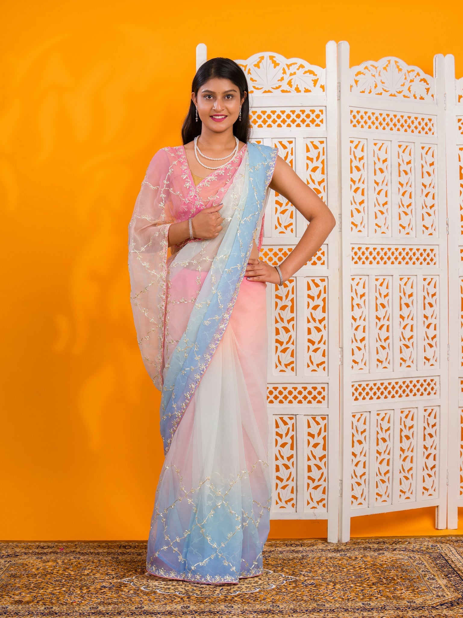 By New Beaytiful  Chiffon Bollywood Style With Gotapatti Work Saree