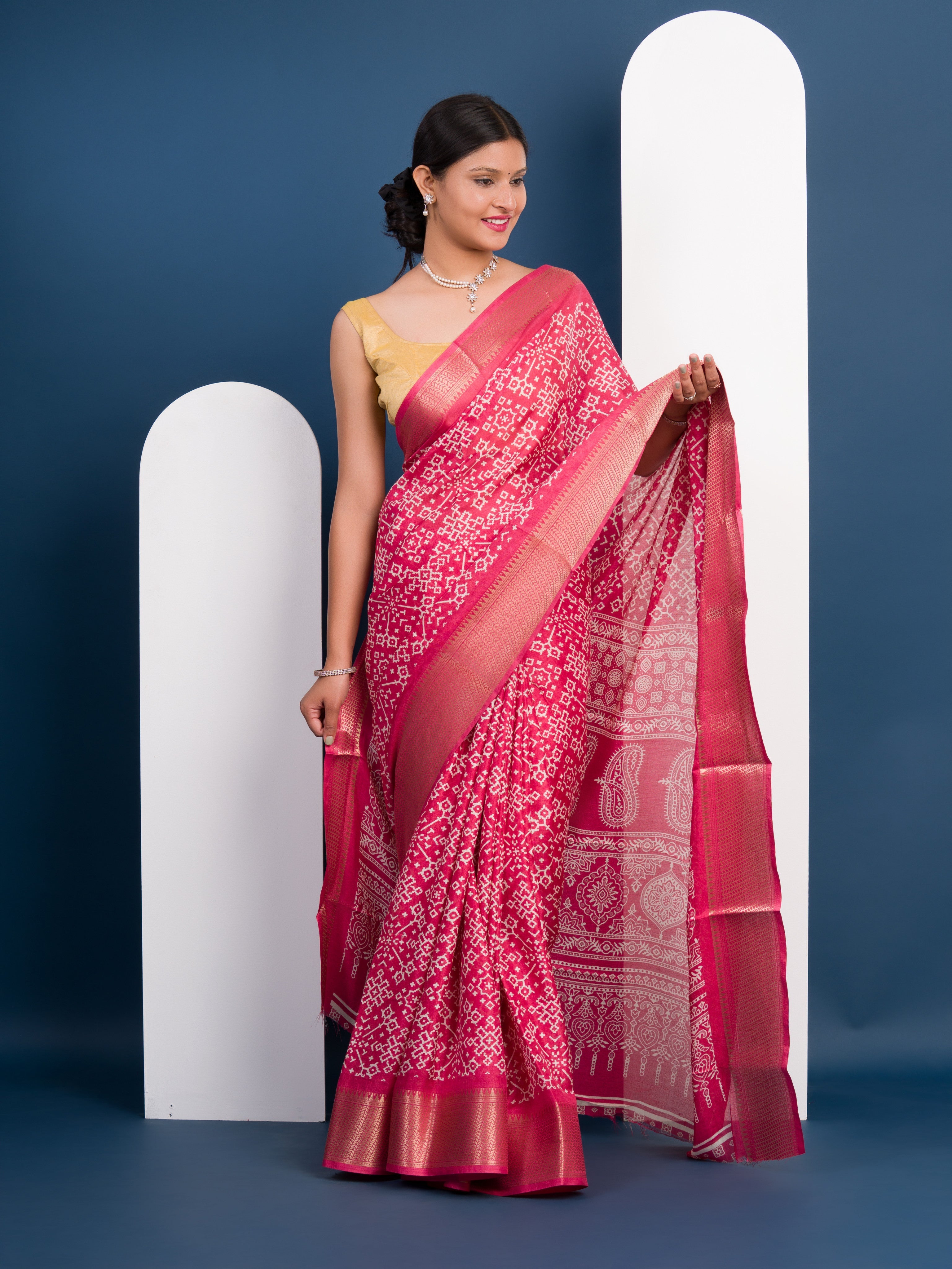 Tanmira New Cotton silk Ajrakh style With Ajrakh HandPrint Work Saree STL