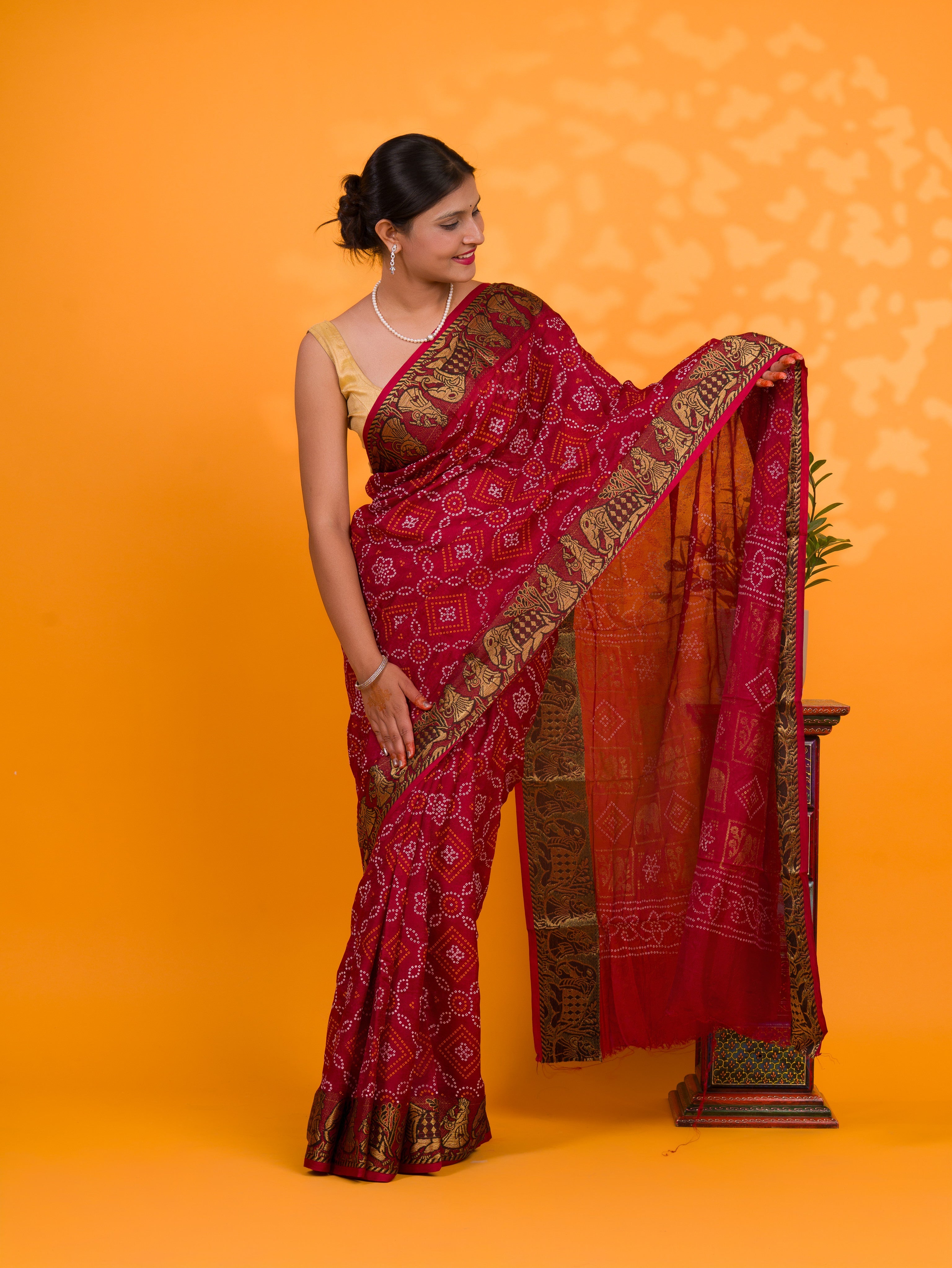 Tanmira Special Royal Rajasthani Bandhani Viscose Saree with Elephant Motifs  RJB