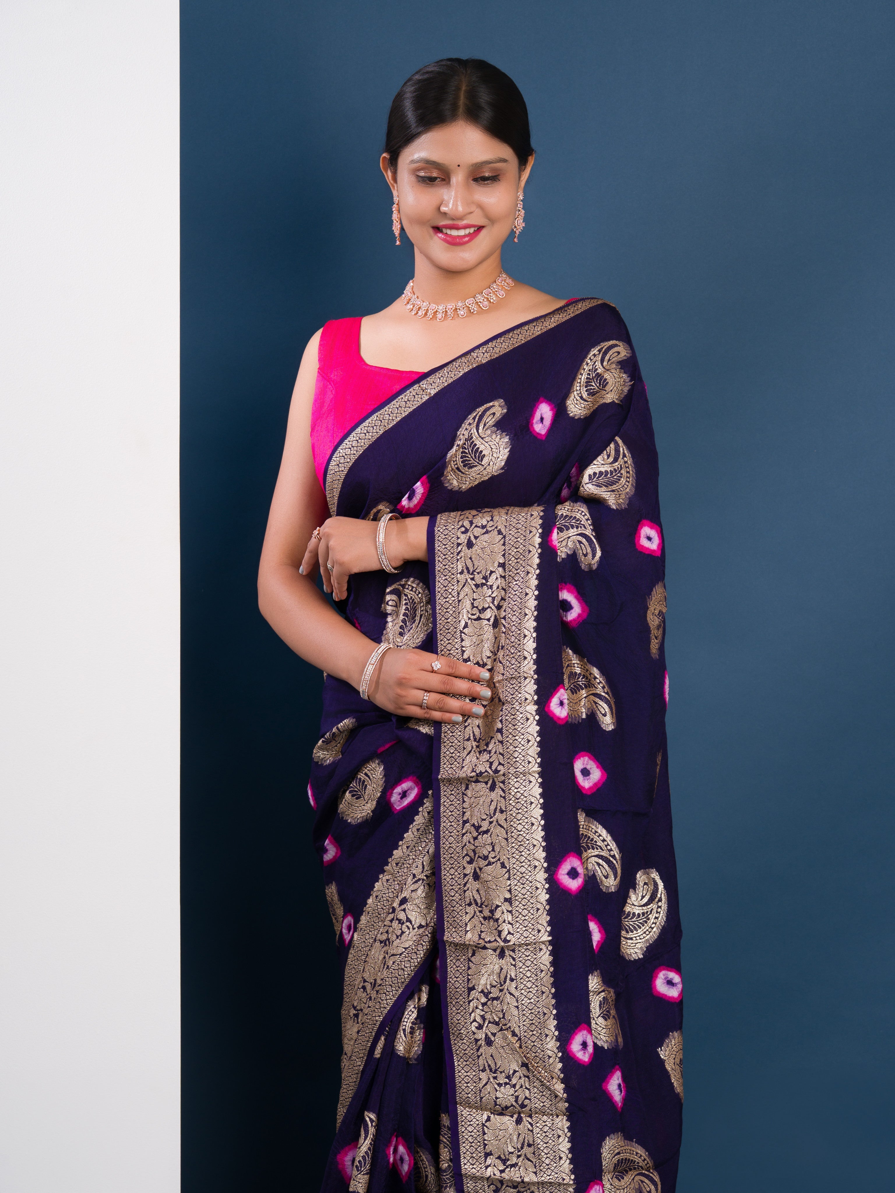 Tanmira New Dola Silk Bandhani Zari Weaving Work Saree RTK