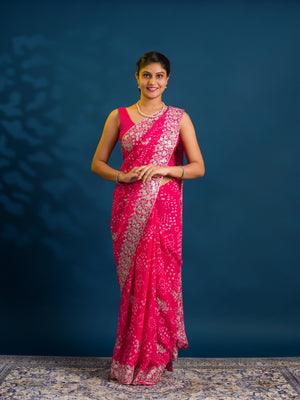 By Bandhani Saree With Elegant Peturn Work