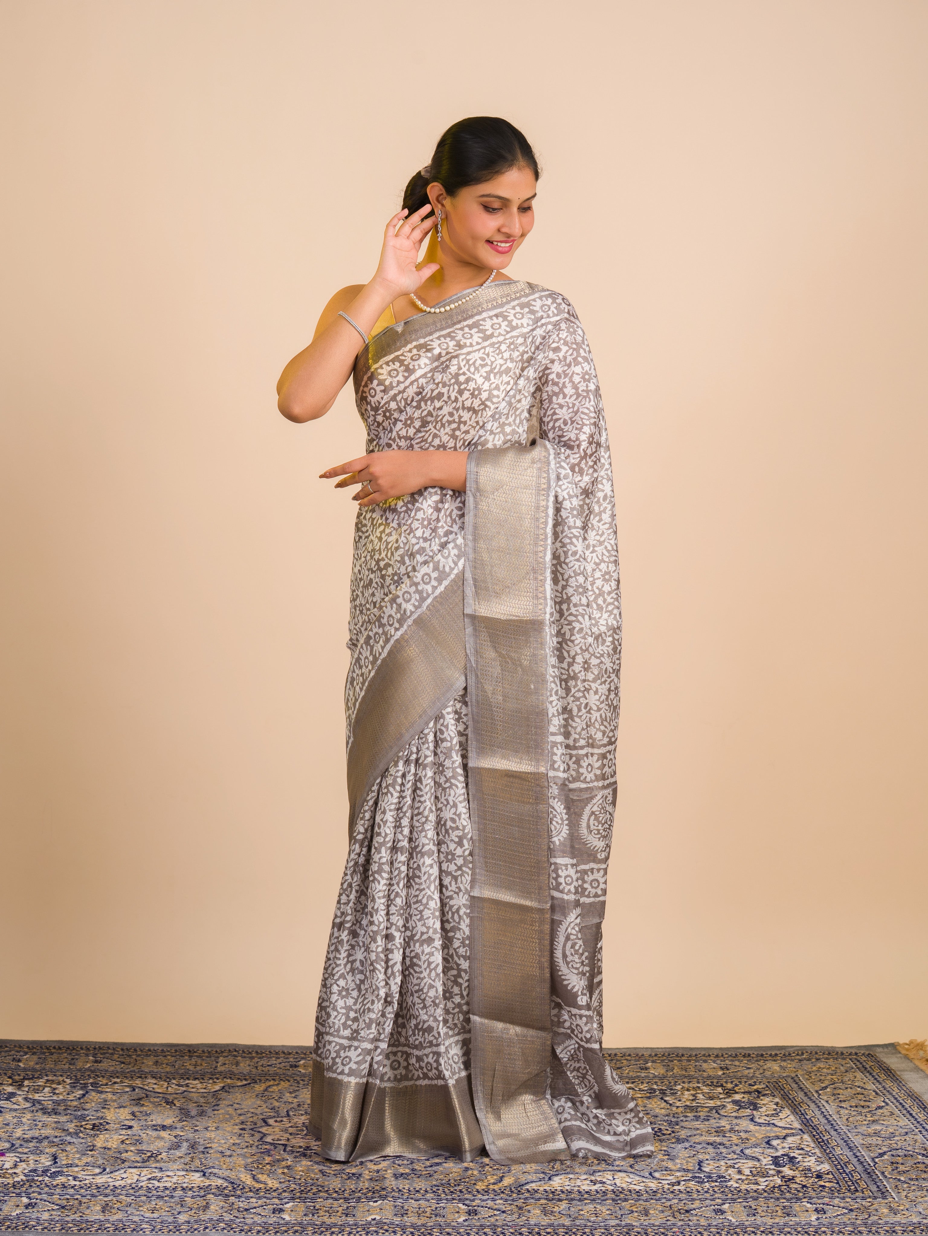 By New Arrival Cotton Silk Batik Printed With Zari Border Work Saree