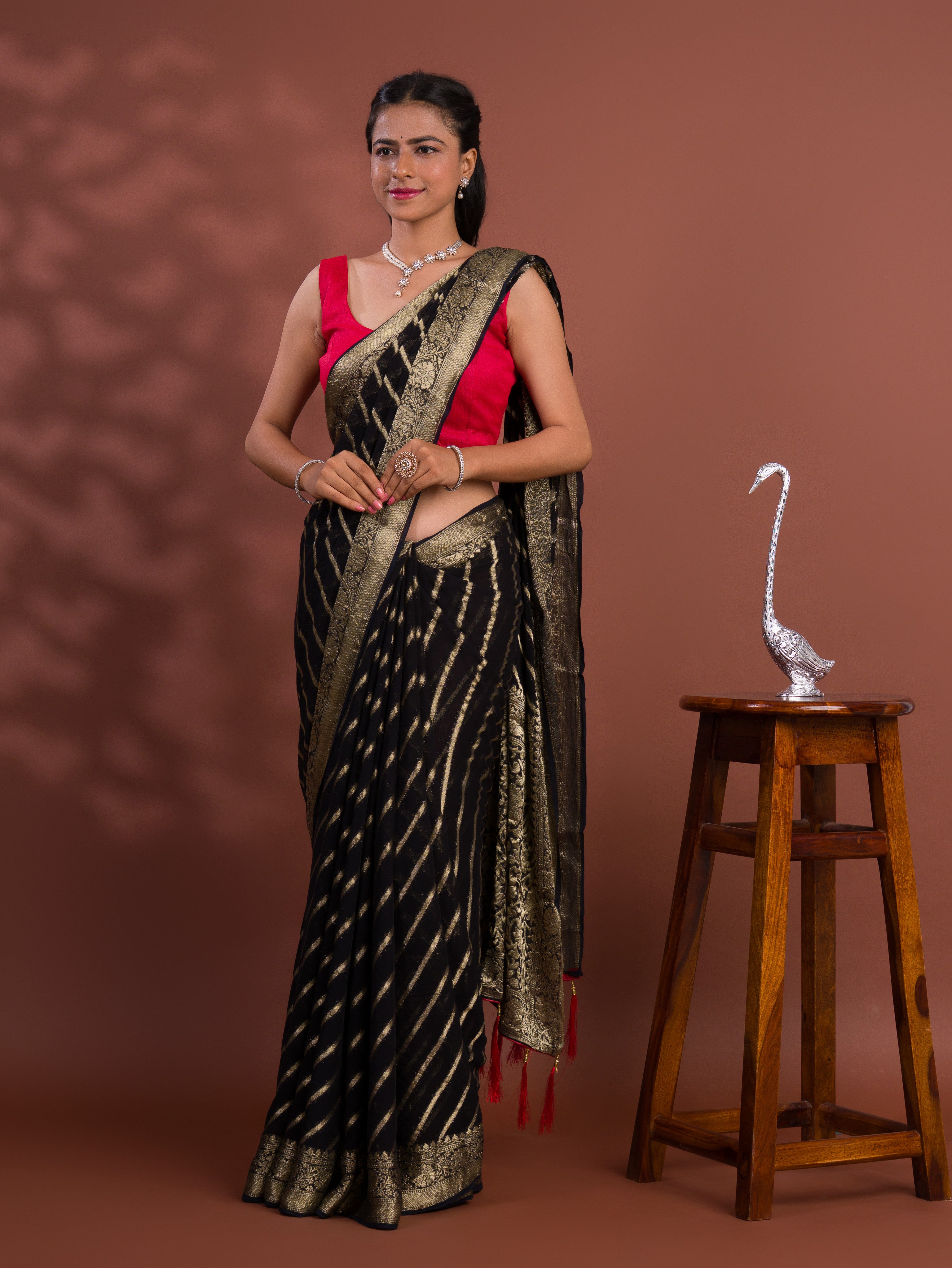 Tanmira New Pure khaddi Georgette Banarasi Handloom Leheriya Zari Weaving Saree  MAHA