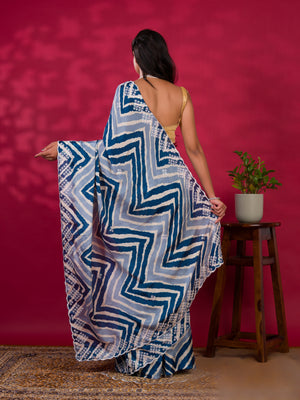 By Zig zag Style With Kashida Tari Work Saree