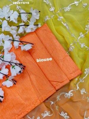 By New Beaytiful  Chiffon Bollywood Style With Gotapatti Work Saree