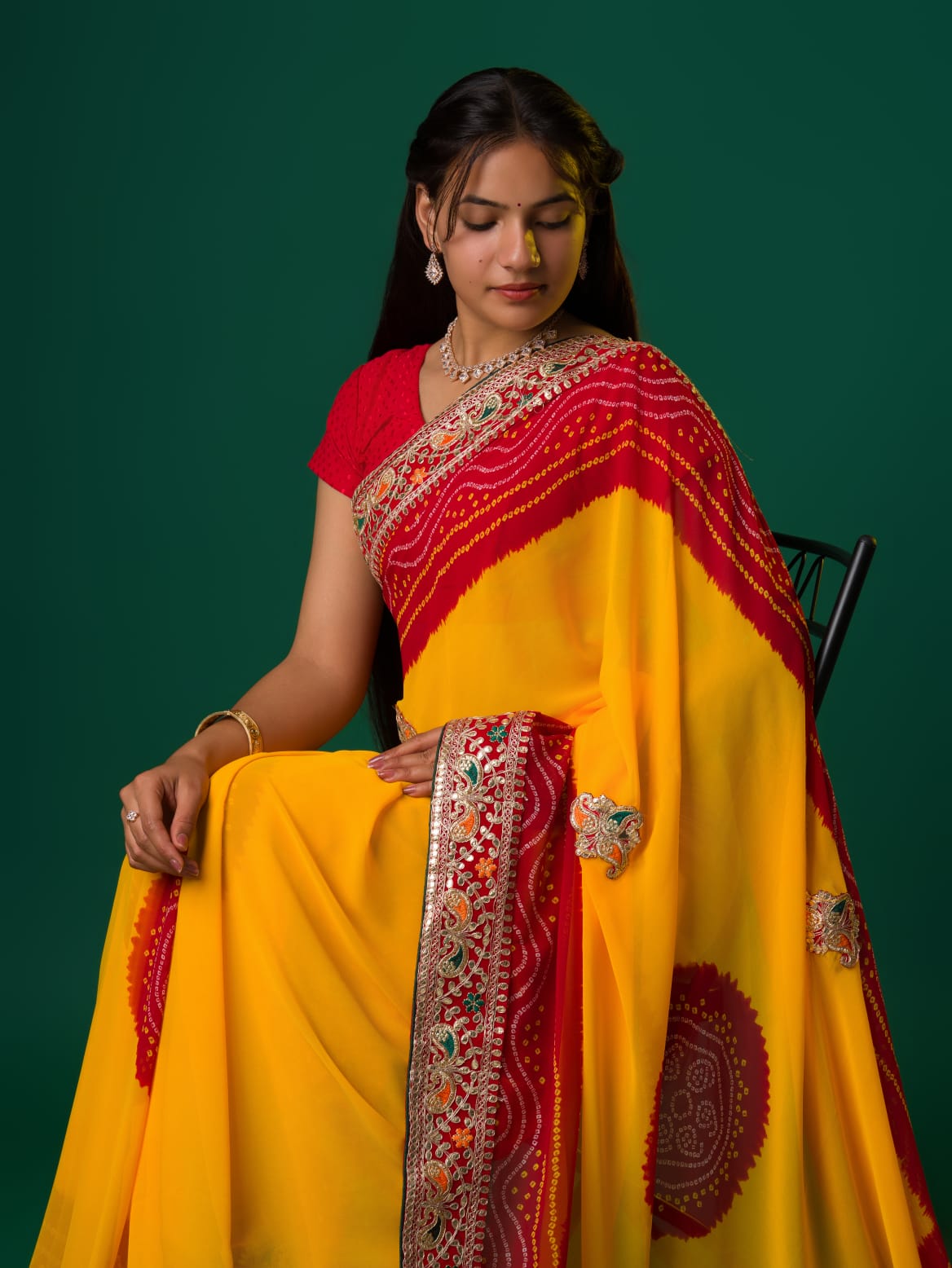 Tanmira New Georgette Gotapatti Work Chunri Pomcha Saree