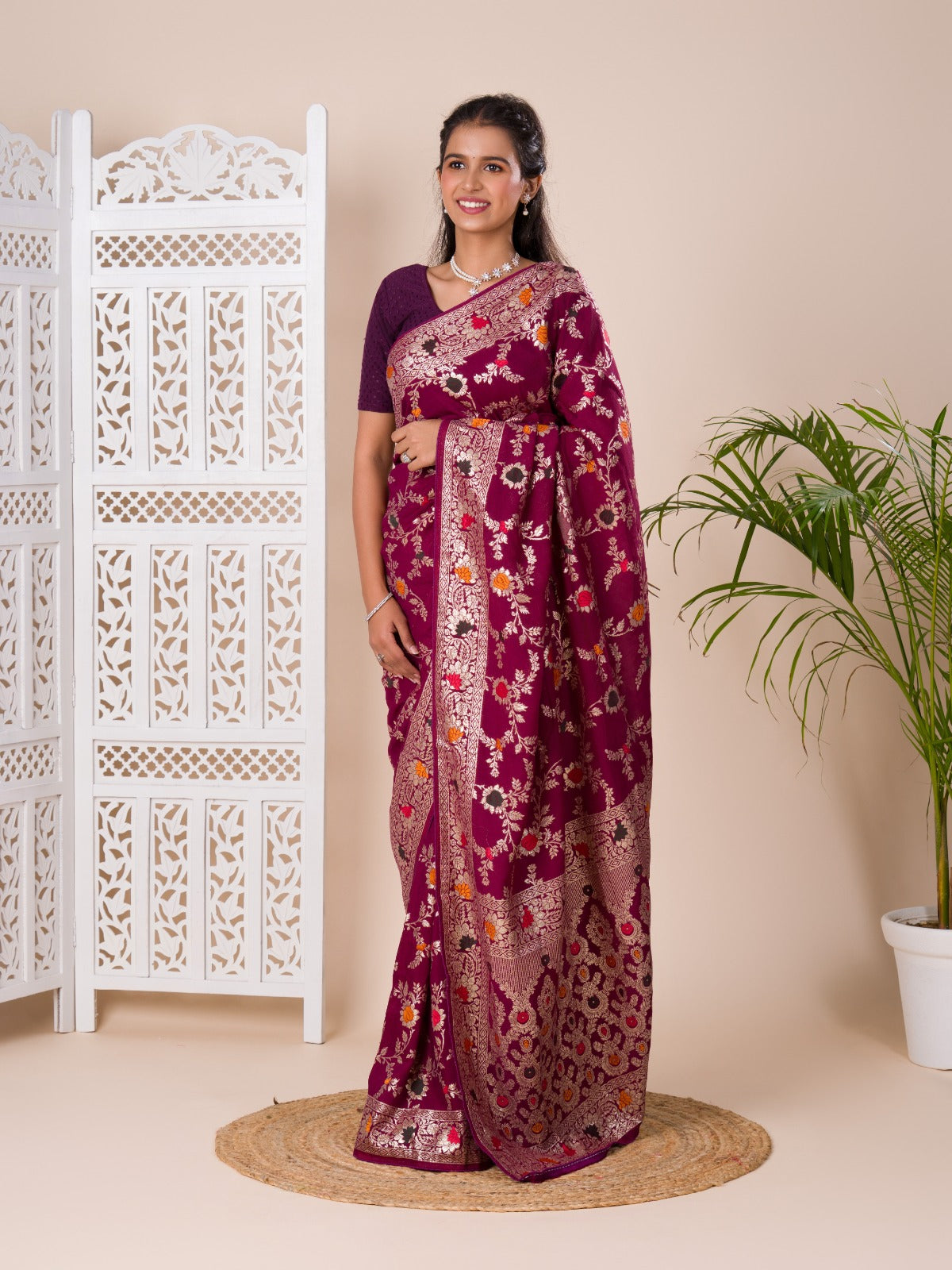 Banarasi Meenakari Dola Silk saree under 2000