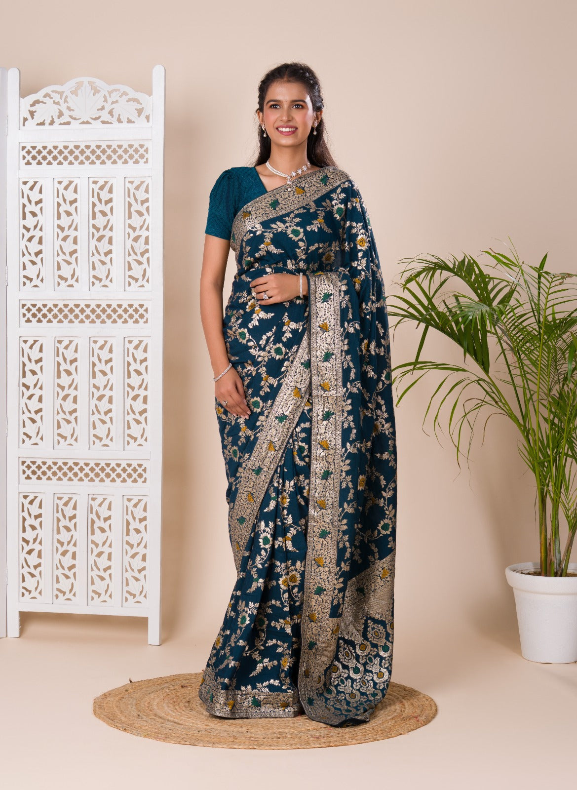 Tanmira Dola Silk With Zari Weaving Saree ASH Morkanti