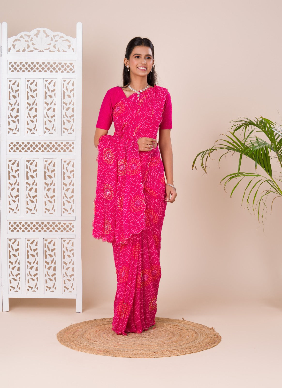 Tanmira Beautiful  Bandhani Chiffon Aari Tari Work Saree SWA
