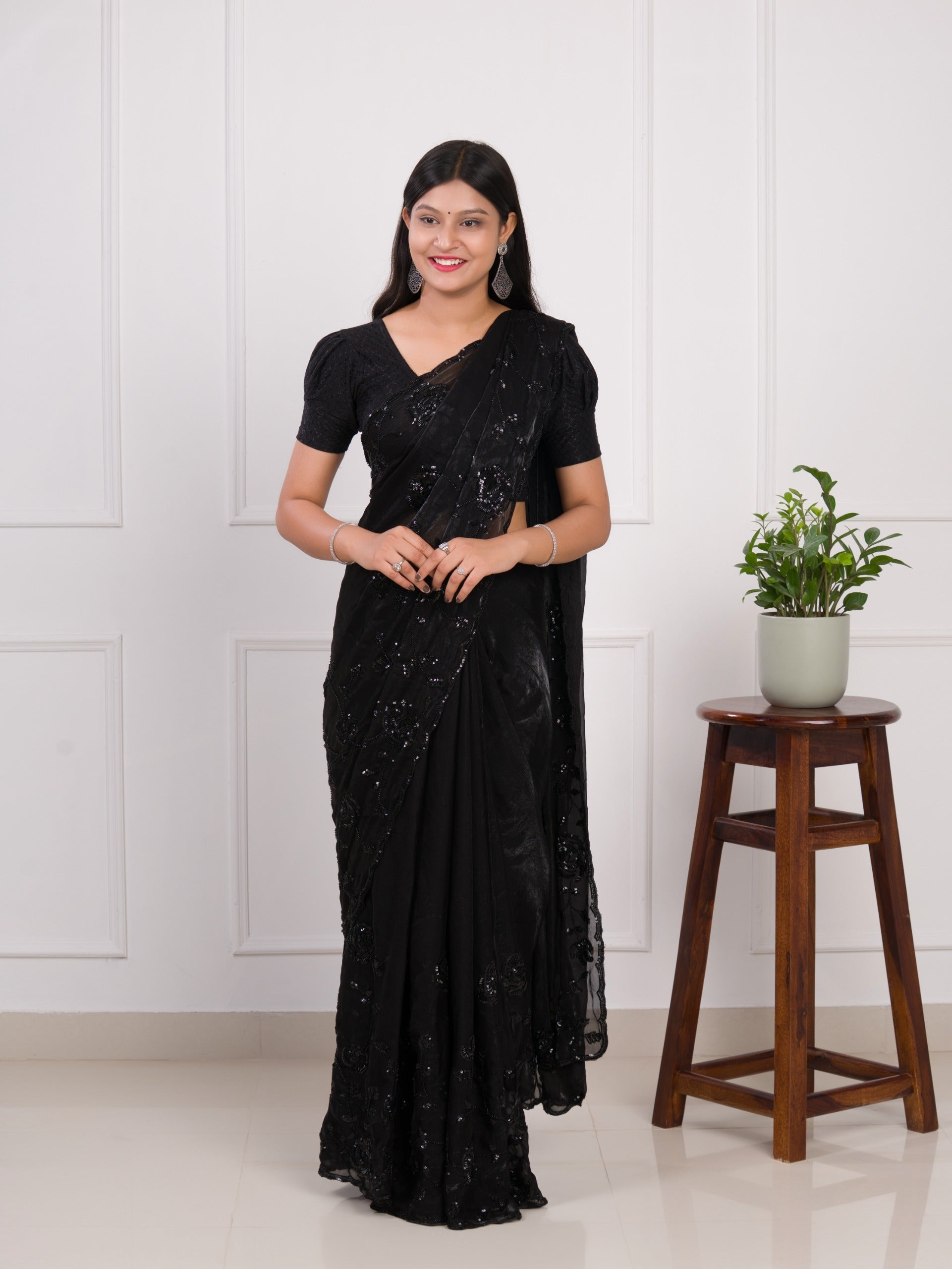 Tanmira New Organza Bollywood Style Cutdana tari Work Saree VSW