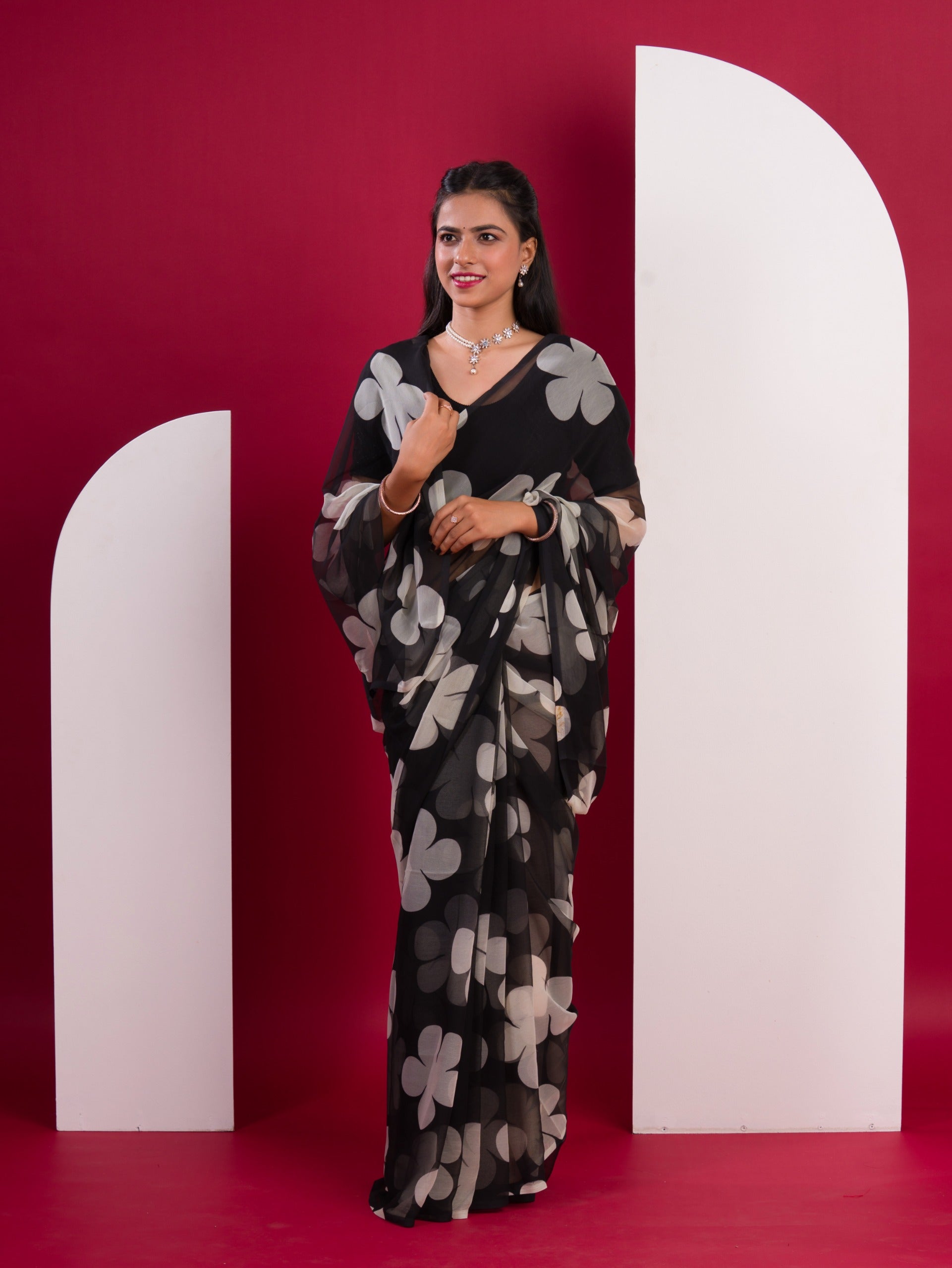 Tanmira New Beautiful Pure Georgette Flower Printed Style Saree SUN