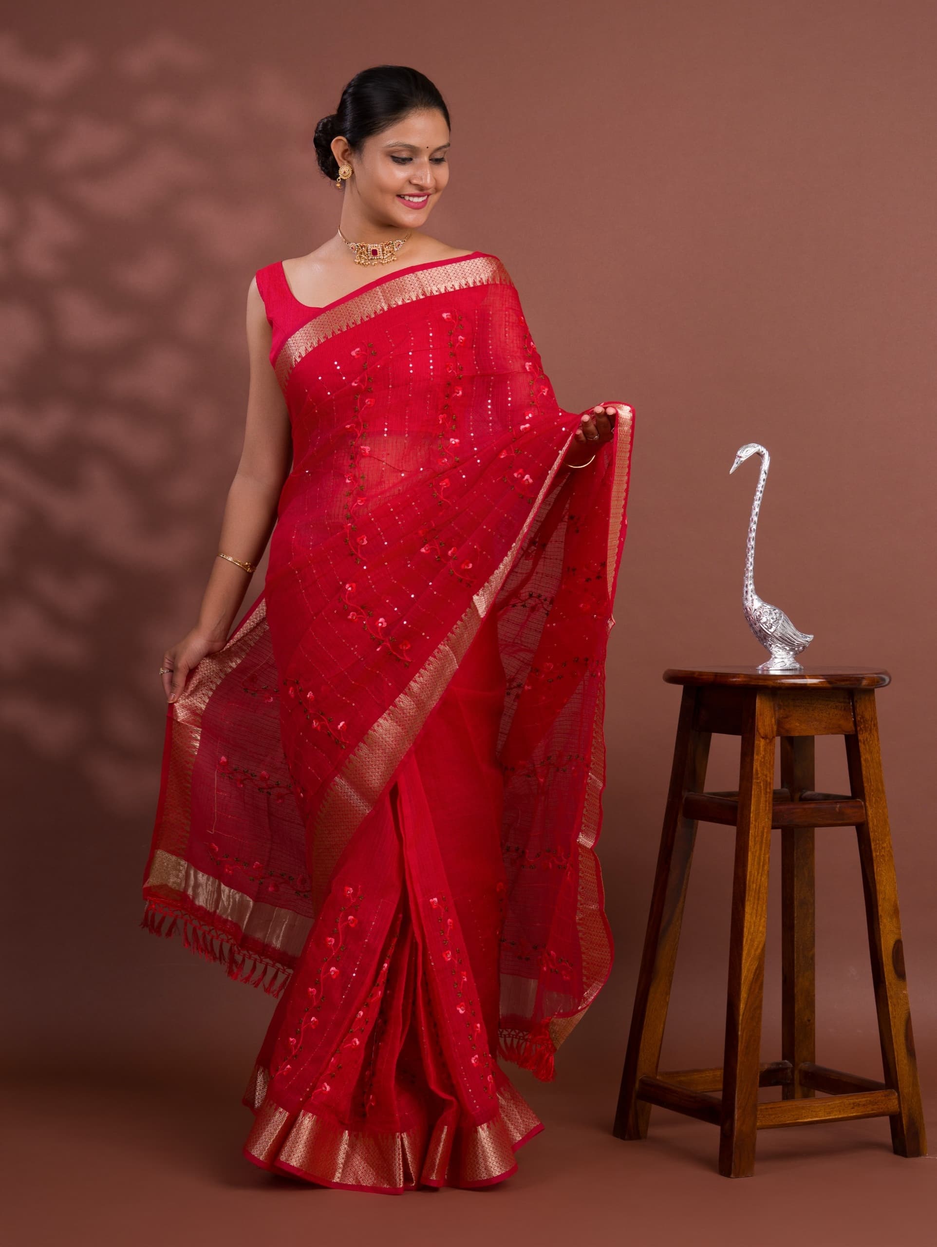 Tanmira Kota Doria Kashida Work Gotapatti Style Bikaneri Saree SNA Red